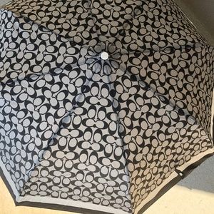 Coach Classic Signature Umbrella